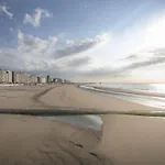 Apartment La Maree With Parking & Lateral Seaview By Interhome