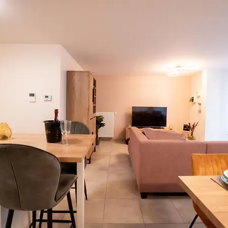 Apartamento La Maree With Parking & Lateral Seaview By Interhome